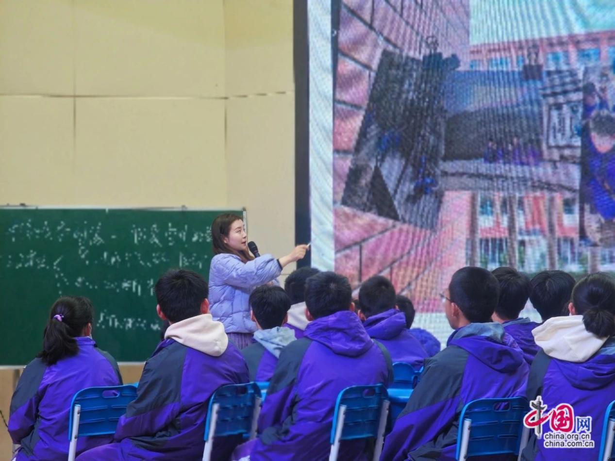 中小学美术教师 "三美"教研在清华附中合肥学校举办_新浪财经_新浪网