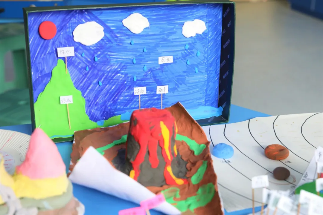 趣味科学竞赛"科技创新 智享未来"校园科技节水火箭制作大赛水火箭是