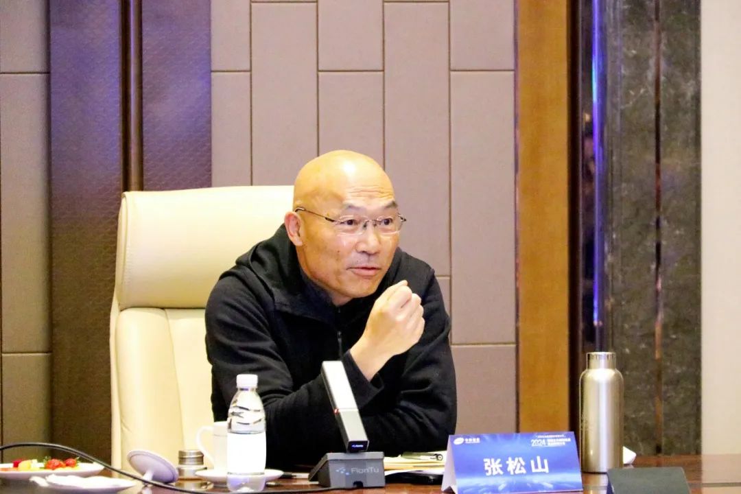 华邦健康2024年集团五年规划复盘暨战略研讨会在汉中召开_新浪财经