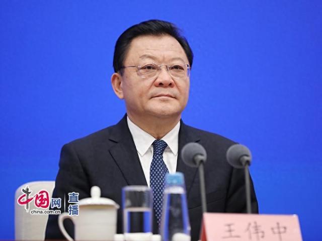 广东省省长:城乡居民收入比缩小到2.36:1_新浪财经_新浪网