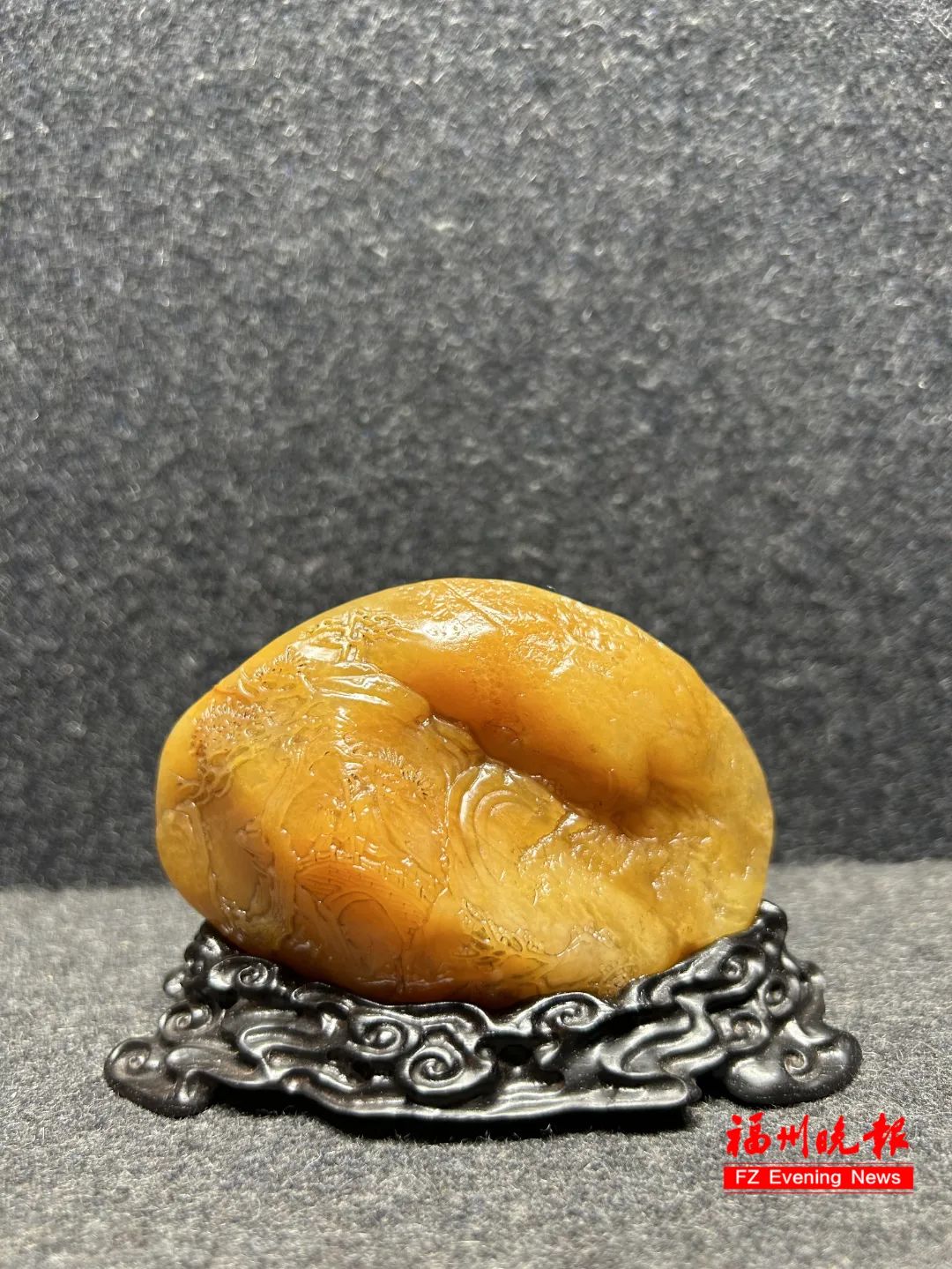 十余件作品被中国美术馆,中国工艺美术馆,福建省工艺珍品馆等机构收藏