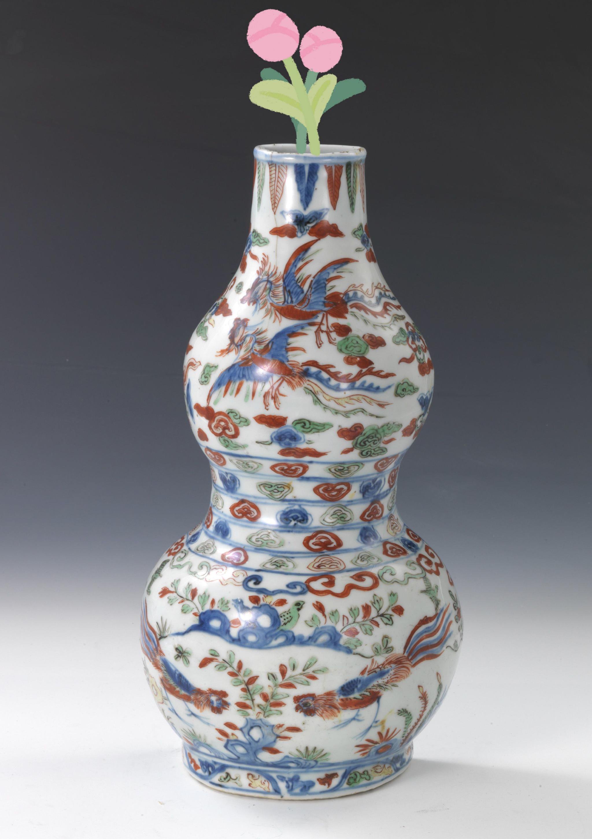 五彩凤鸡纹葫芦壁瓶 天津博物馆藏