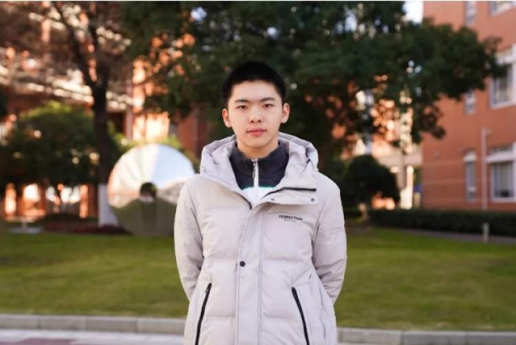 上海3人入选,来自上中和华二|上海市_新浪财经_新浪网