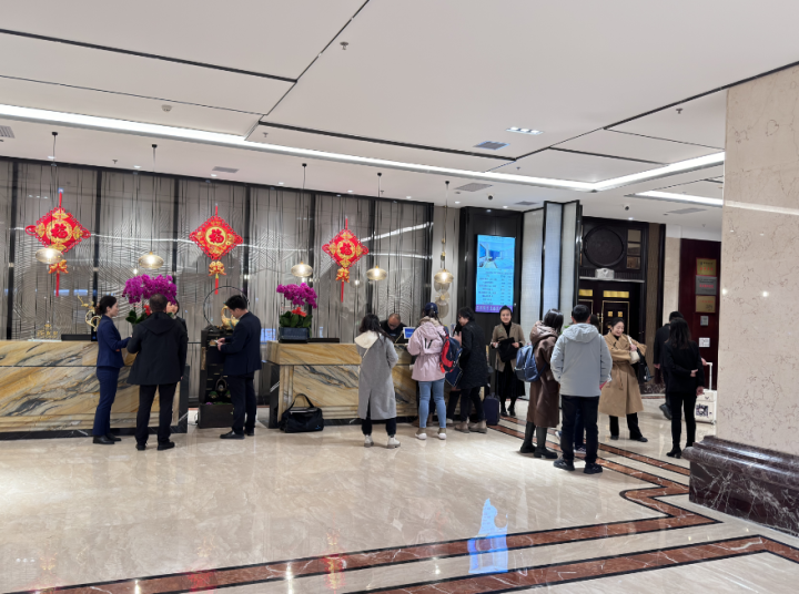 天水住宿价格不升反降?"宠粉"!_新浪财经_新浪网