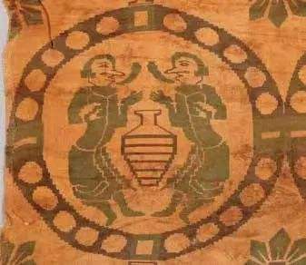 春日将尽但那些画中花儿依然开着