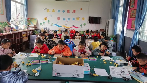 蛋托的艺术"变身"——贵州省遵义市正安县和溪镇杉木.