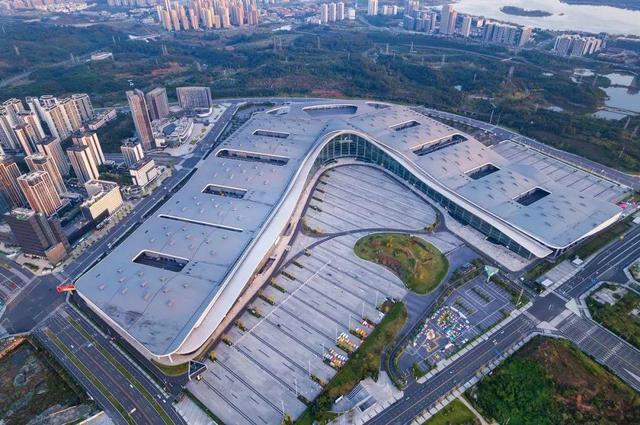 2024年天府新区人口_大家口中凉凉的天新,2023人口增量成都第一!