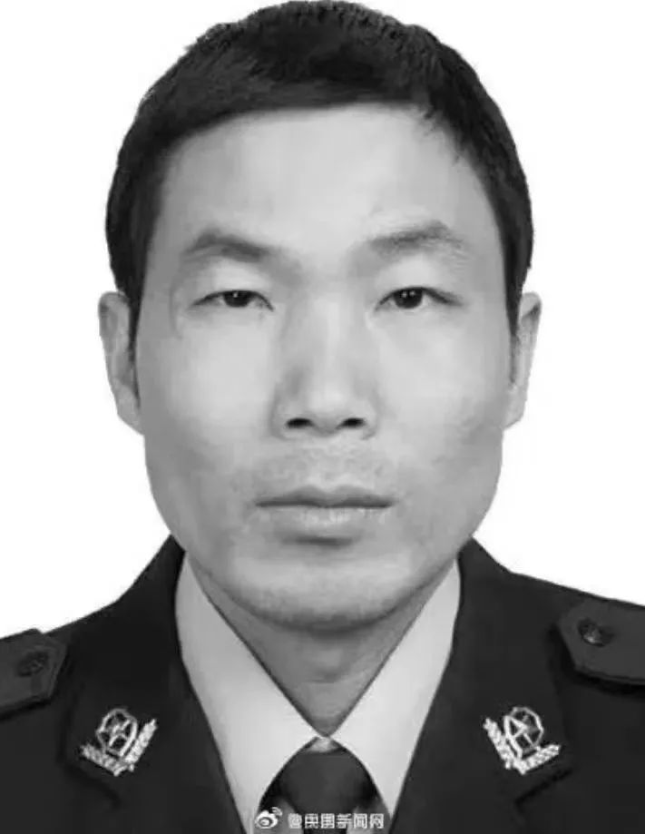 从警35载用生命守护群众一路平安缅怀公安英烈