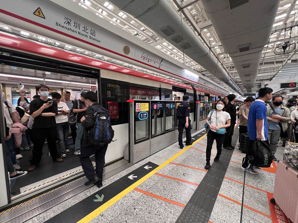 4分钟1趟!深圳地铁4号线清明节起压缩周末及假日行车间隔|清明节_新浪