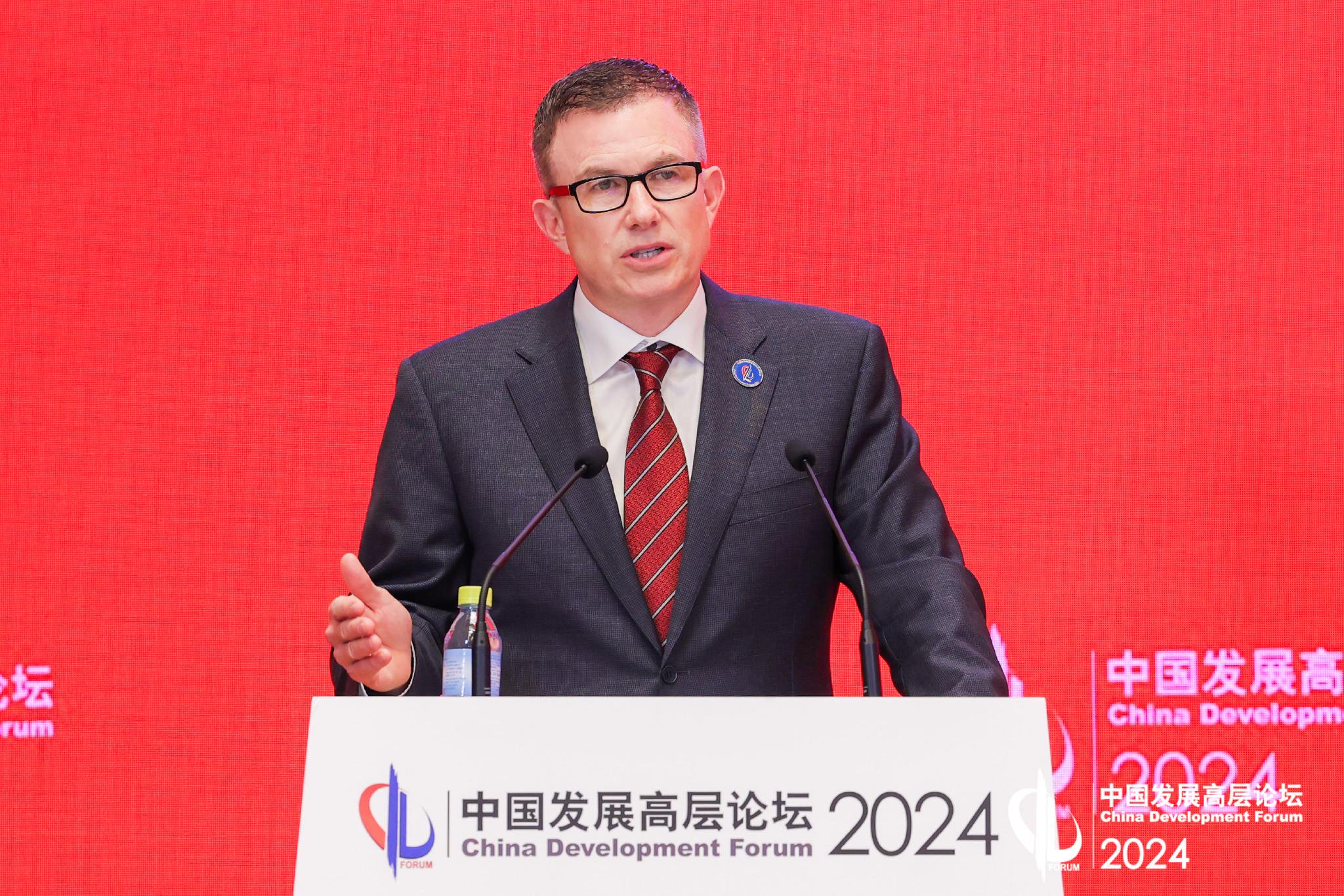 辉瑞董事长兼首席执行官艾伯乐:以创新与合作造福中国患者|辉瑞_新浪