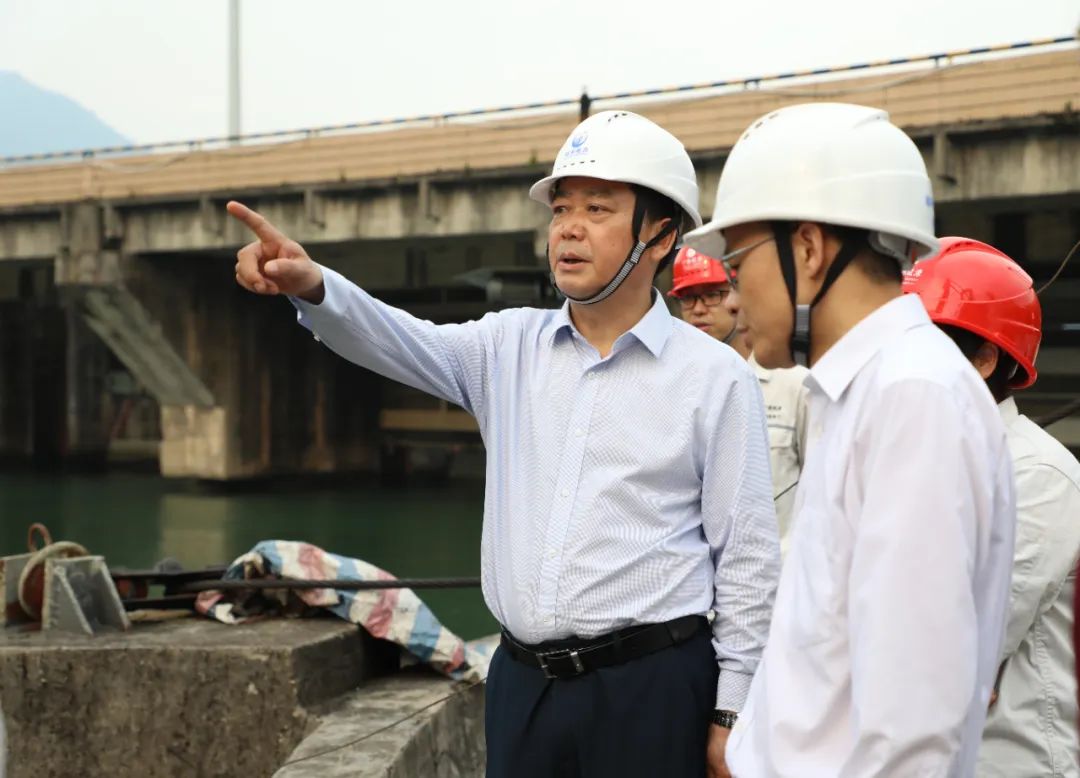 贺州市市长彭代元到昭平县开展巡河并检查防汛备汛工作_新浪财经_新浪