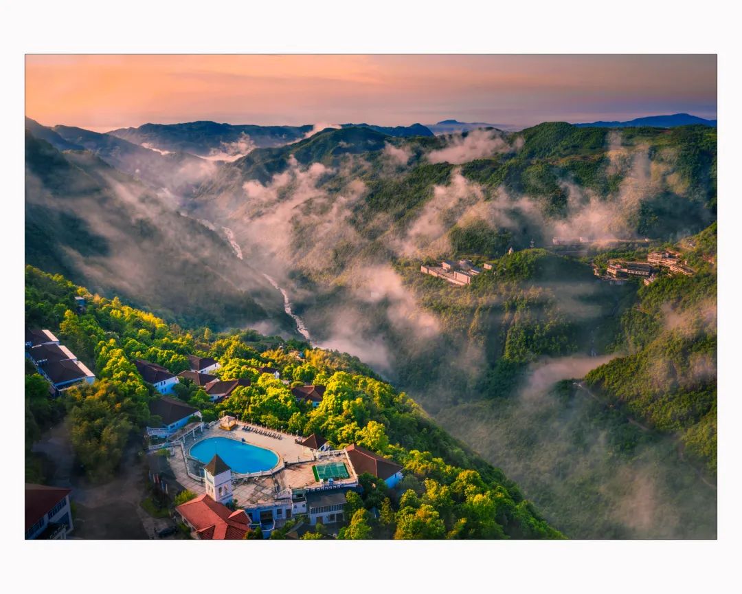 泰顺县大峡谷温泉度假村酒店云海.受访者供图