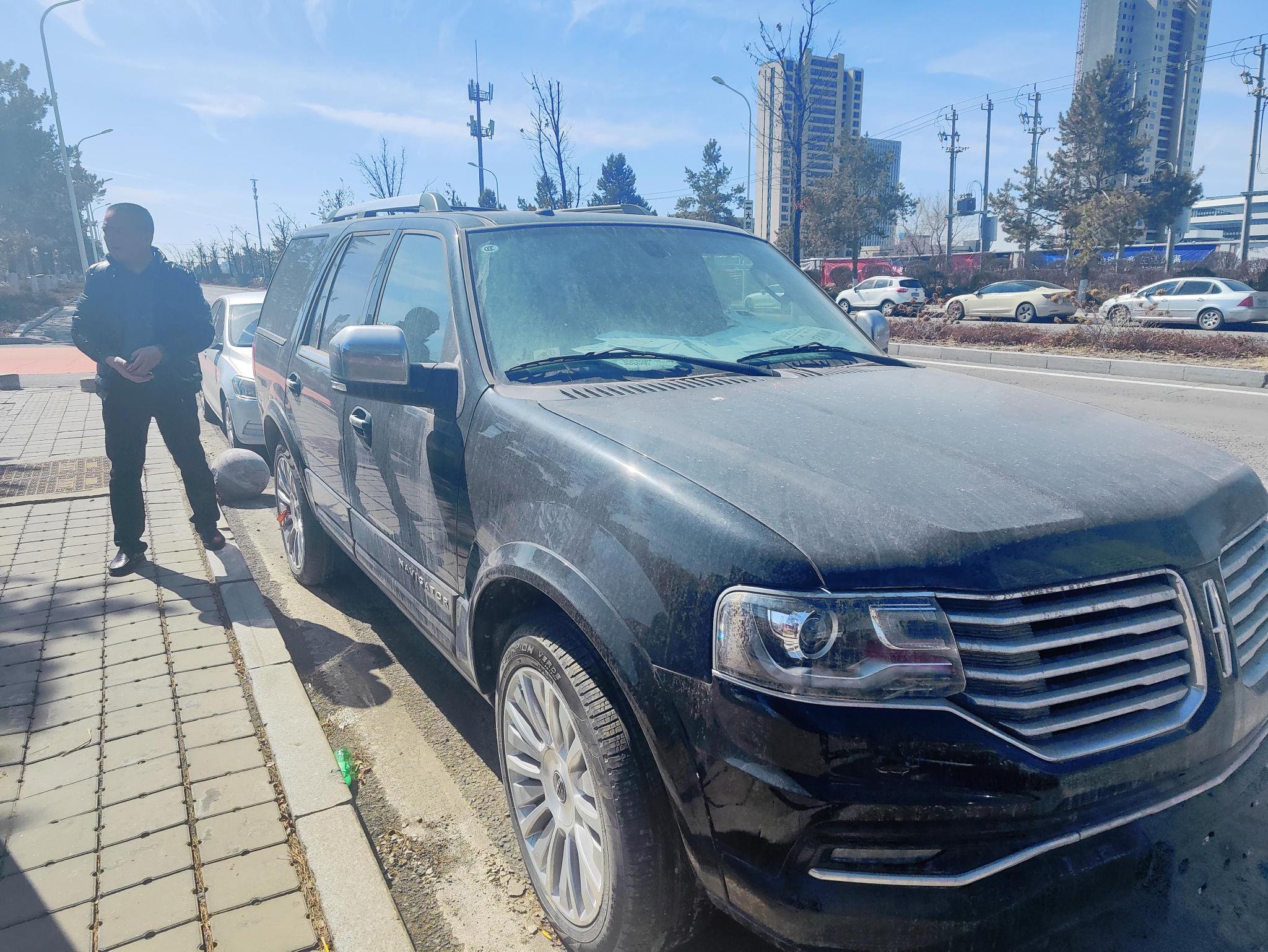 36115在行动 | 6年无法上拍照 林肯新车变"废铁"_新浪财经_新浪网