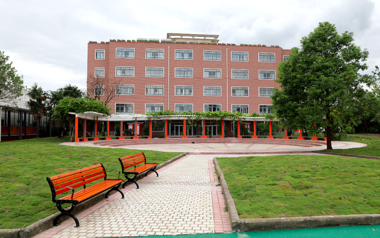 第十一届国际名校来了择校展丨上海金苹果学校国际部受邀出席 招生官