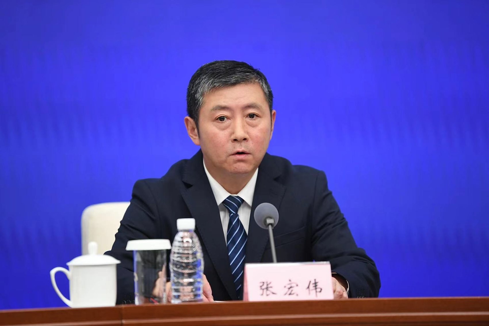 "省森林防火指挥部专职副指挥长张宏伟介绍,今年以来,全省共发生森林