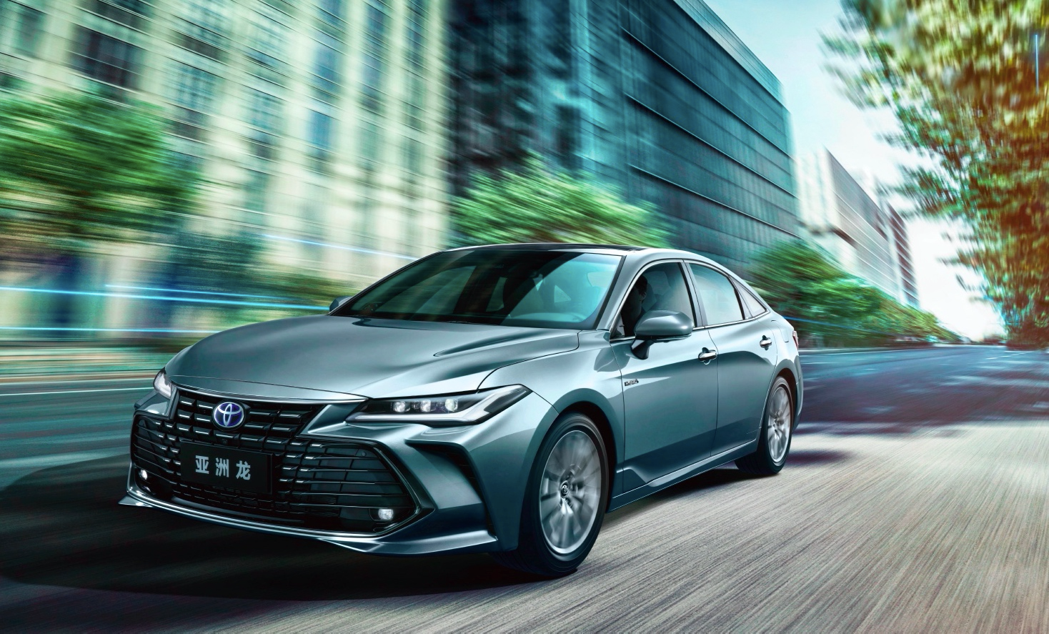 一汽丰田打响合资反击战,以旧焕新20亿钜惠火热进行中