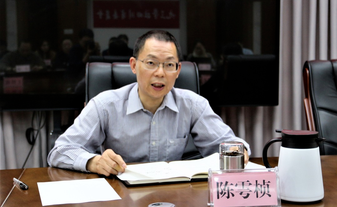 四川省政协副秘书长,九三学社四川省委会专职副主委陈雩桢出席会议并