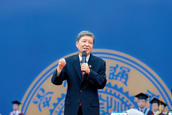“宝藏”校长王树国_新浪财经_新浪网