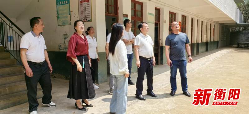 祁东县领导深入步云桥镇乔江小学督查并现场办公|小学_新浪财经_新浪