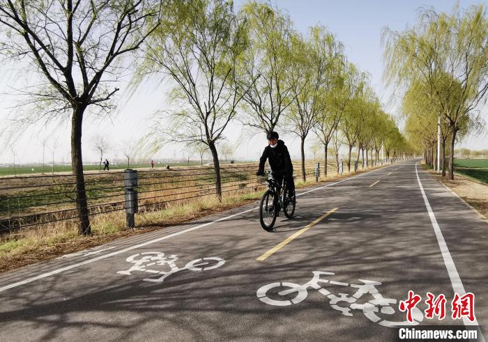户外运动者跋涉山林拥抱大自然 山东掀起春游新热潮|山东省_新浪财经