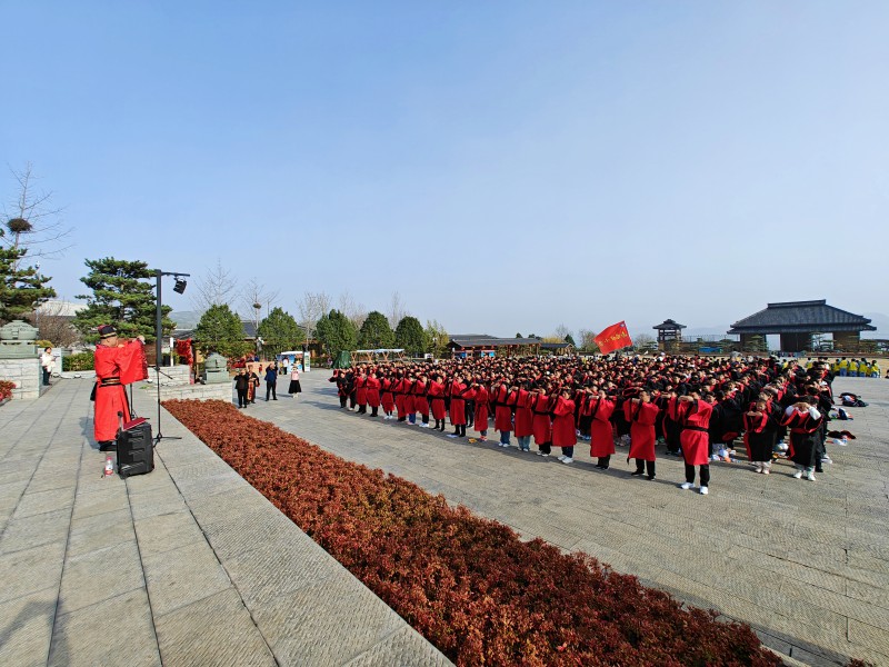 薛城区临城街道南临城小学:探寻儒家经典 弘扬传统文化_新浪财经_新浪