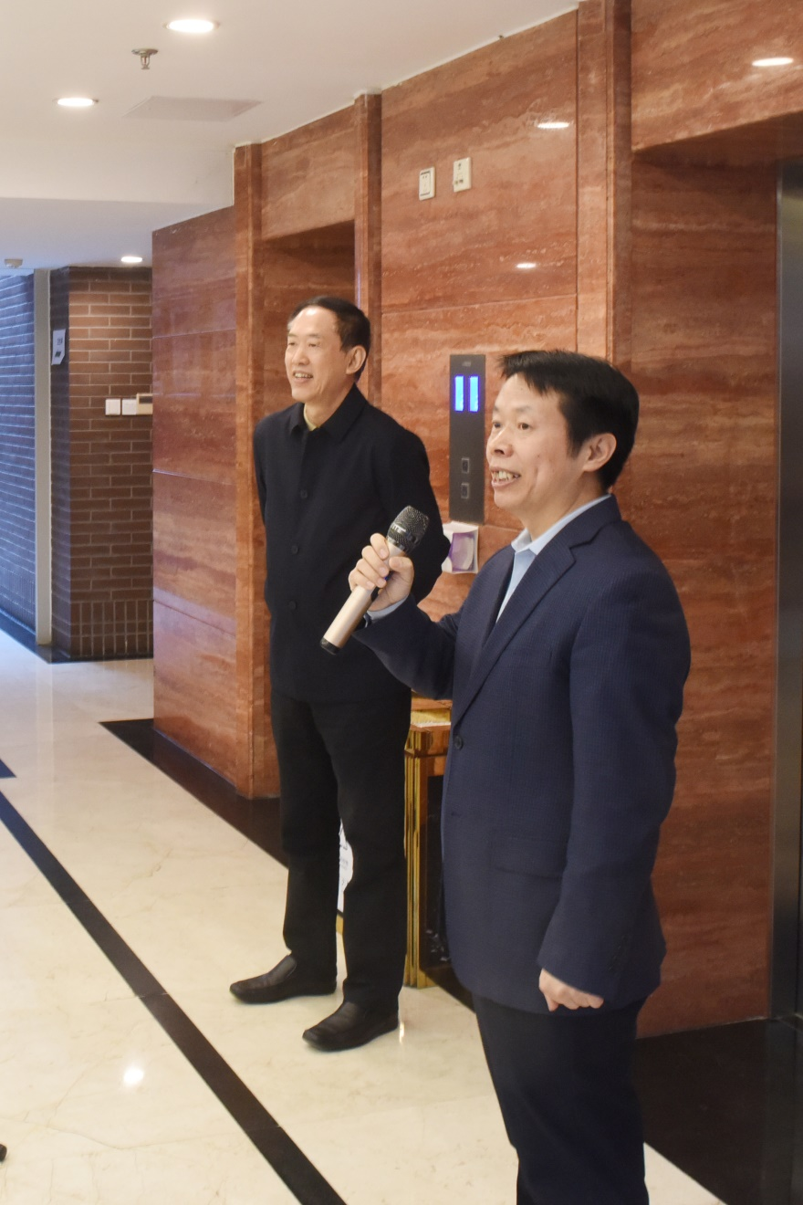 民盟中央机关摄影展开幕 徐辉出席并讲话_新浪财经_新浪网