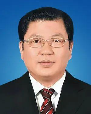 两位"全国优秀县委书记"履新,她当选市长|四川省_新浪