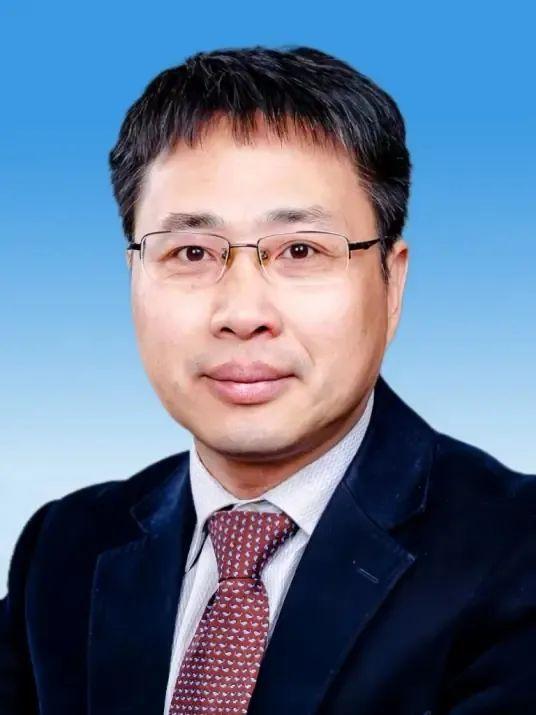 孙庆伟任西北大学党委副书记,校长此后,胡江辉调任昭通市委常委,常务