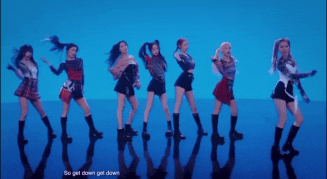 《双马尾》的转圈