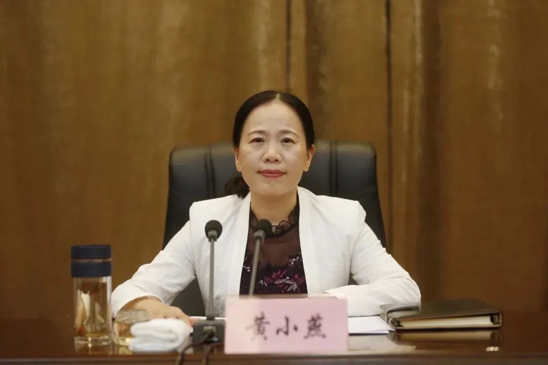 黄小燕(资料图)黄小燕出生于1971年8月,江西南昌县人,中共党员,1992年