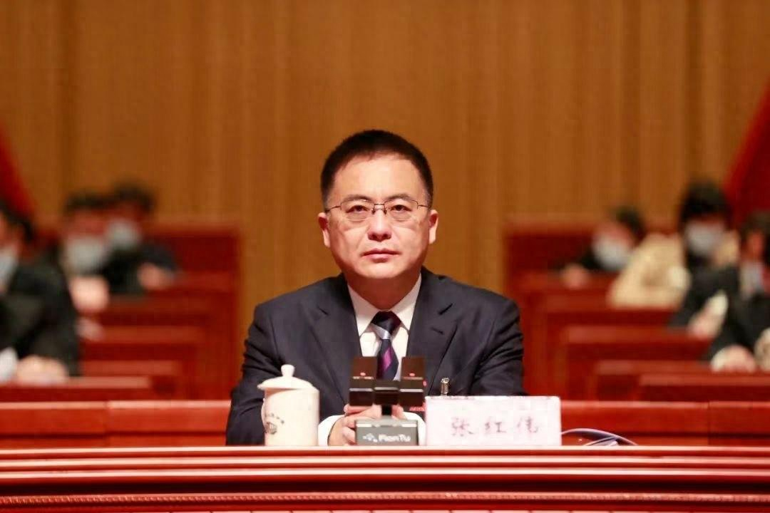 7位厅干履新,"80后"的他任省会城市市委常委|石嘴山市_新浪财经_新浪