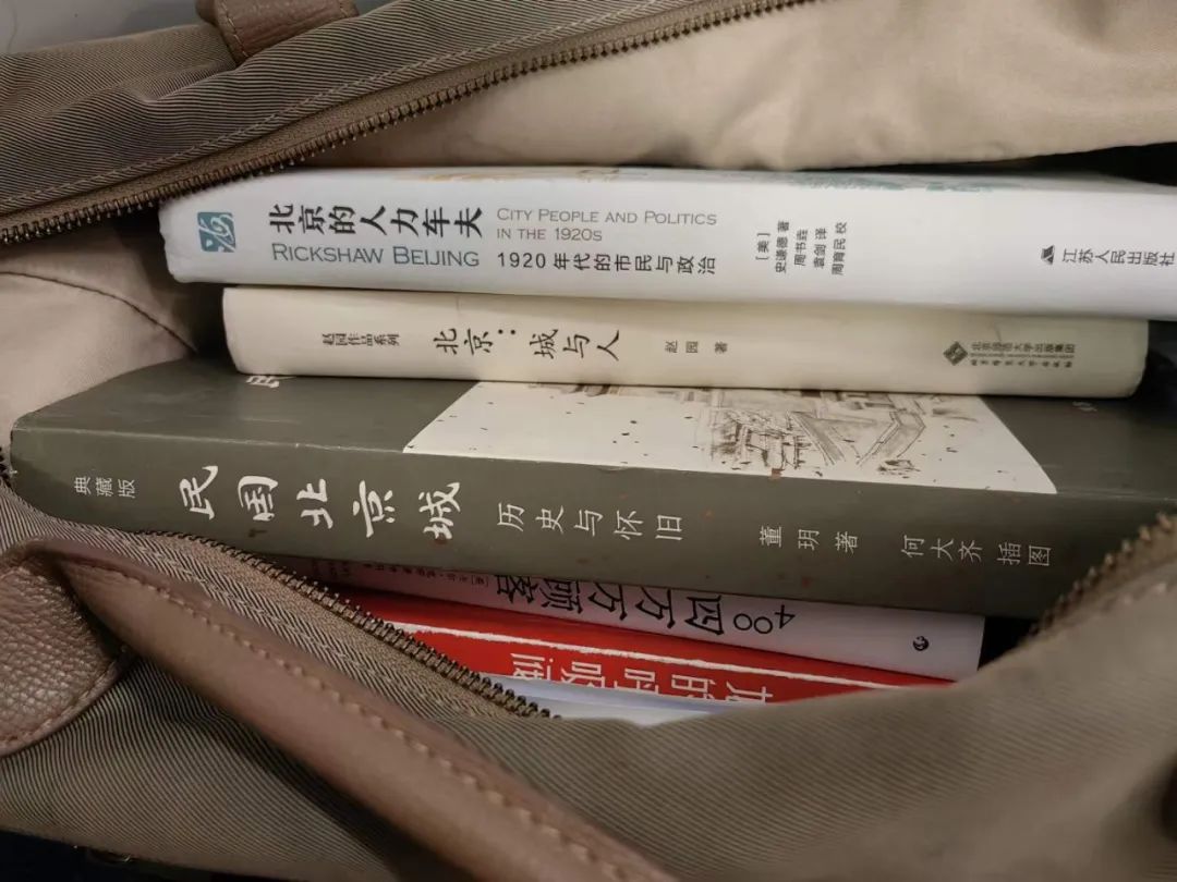 彪老师和她的学生们