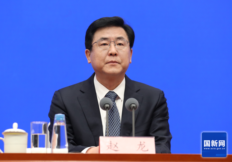 福建省省长赵龙:十年间福建居民人均可支配收入从2.3万增长到4.5万