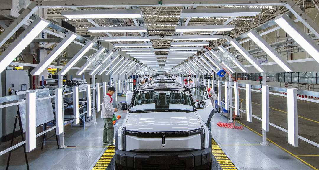 新能源汽车产销两旺