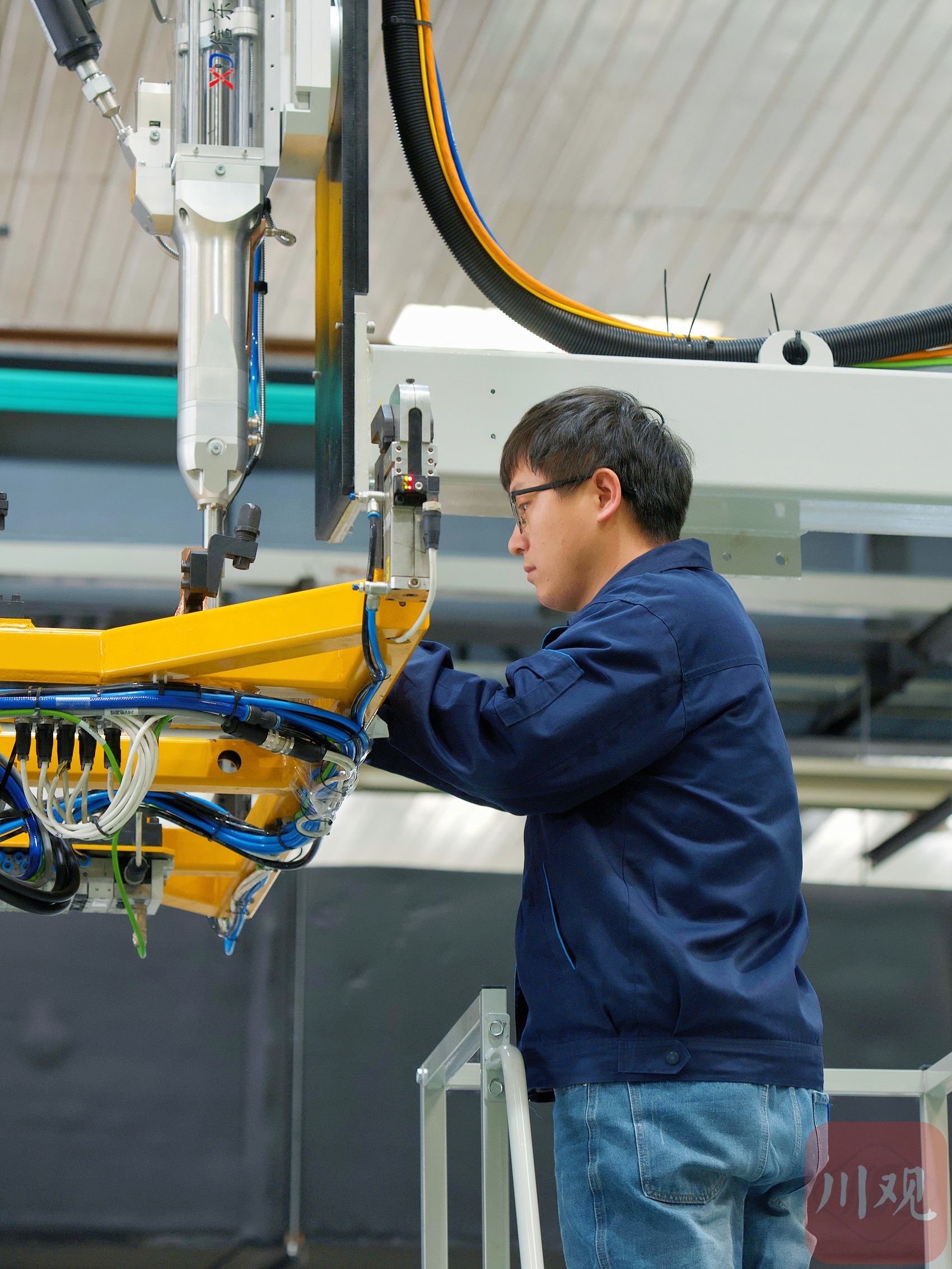 人产品的开发周期长且前期投入巨大,每一款产品的研发都需要跨越机械