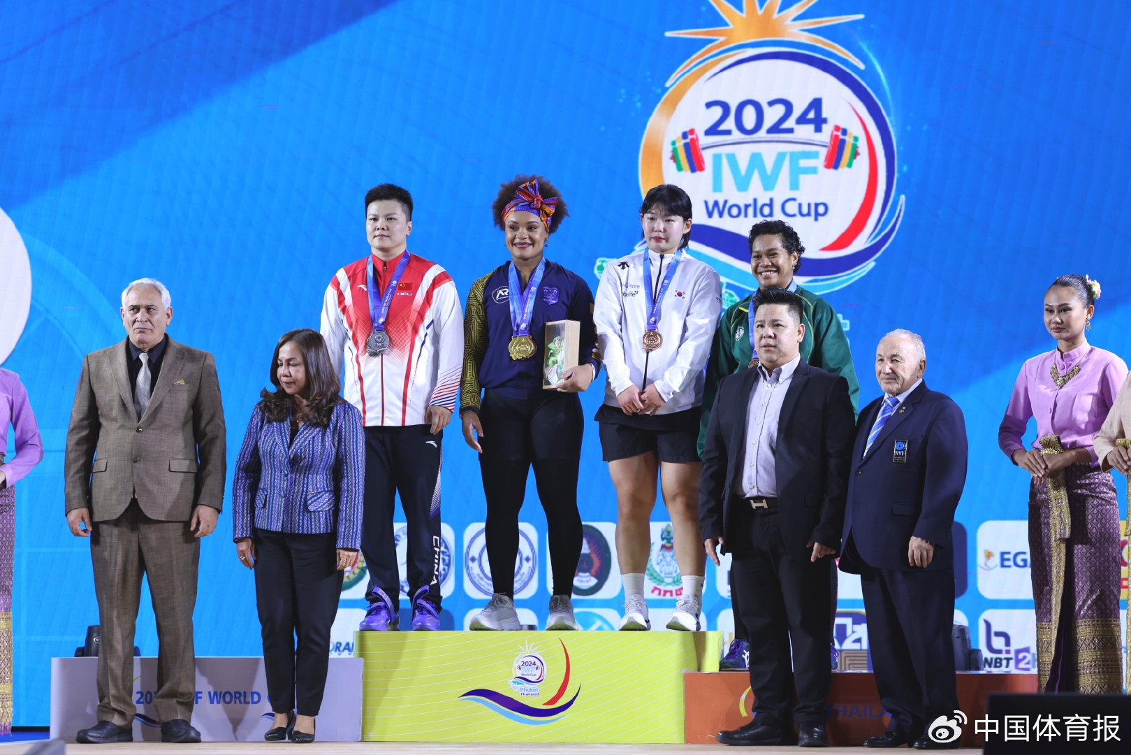 举重泰国世界杯 汪周雨收获三枚银牌|银牌_新浪财经_新浪网