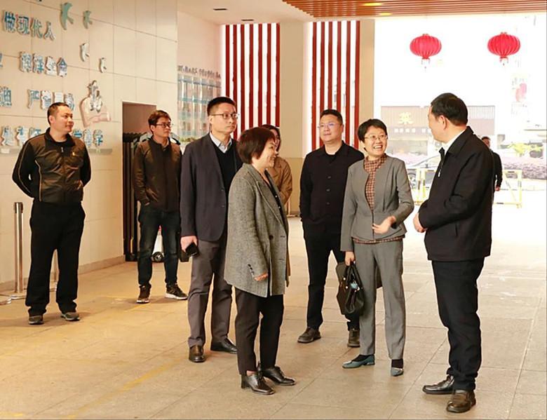 4月7日下午,黄山市副市长王恒来,市政府副秘书长马宁生,市教育局副