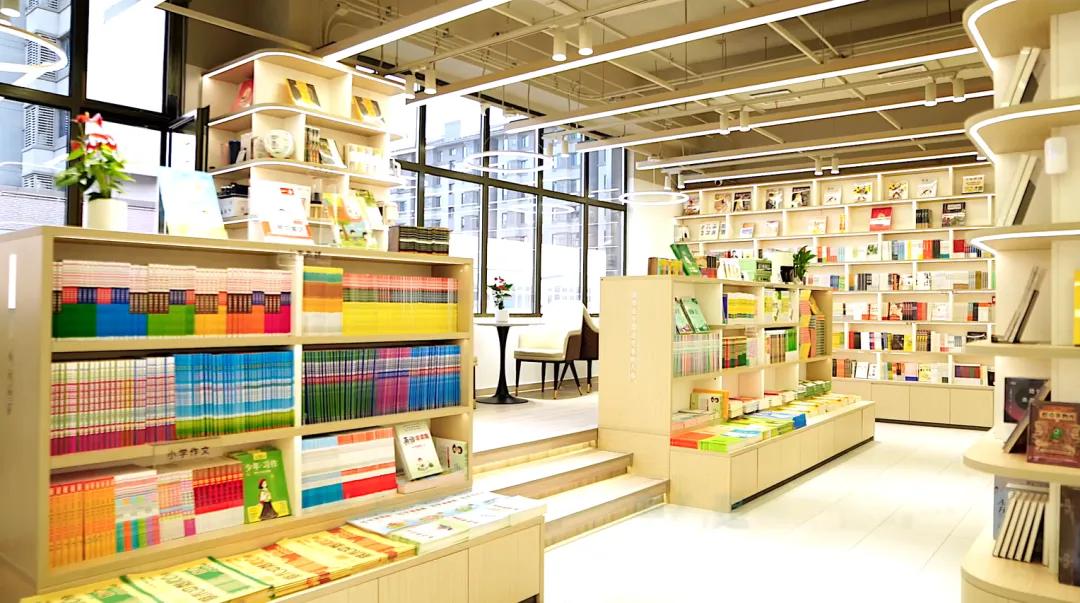 雄安新区新建片区首家新华书店"走新"更"走心"|新华书店_新浪财经