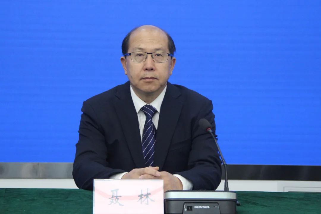 市供销合作社党组副书记,监事会主任  聂林市供销社深度参与县域商业