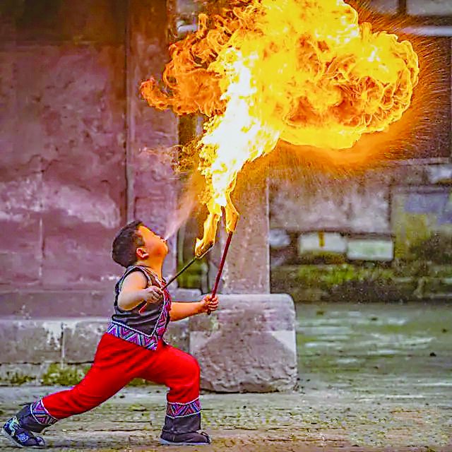 这个"喷火娃",火了!|李文杰_新浪财经_新浪网