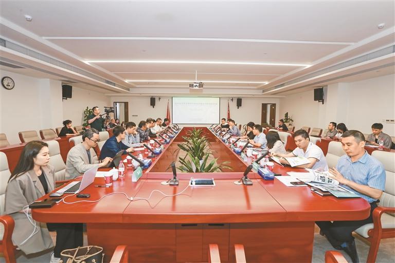 近日,由深圳市光明区人民政府,深圳市规划和自然资源局联合主办,深圳