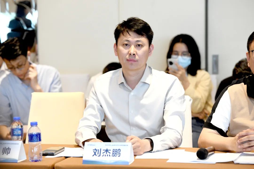 同方计算机有限公司终端产品行销常务副总经理刘杰鹏:计