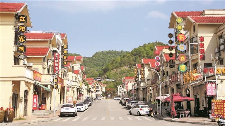 平塘"天眼之城"魅力独具|贵州省_新浪财经_新浪网