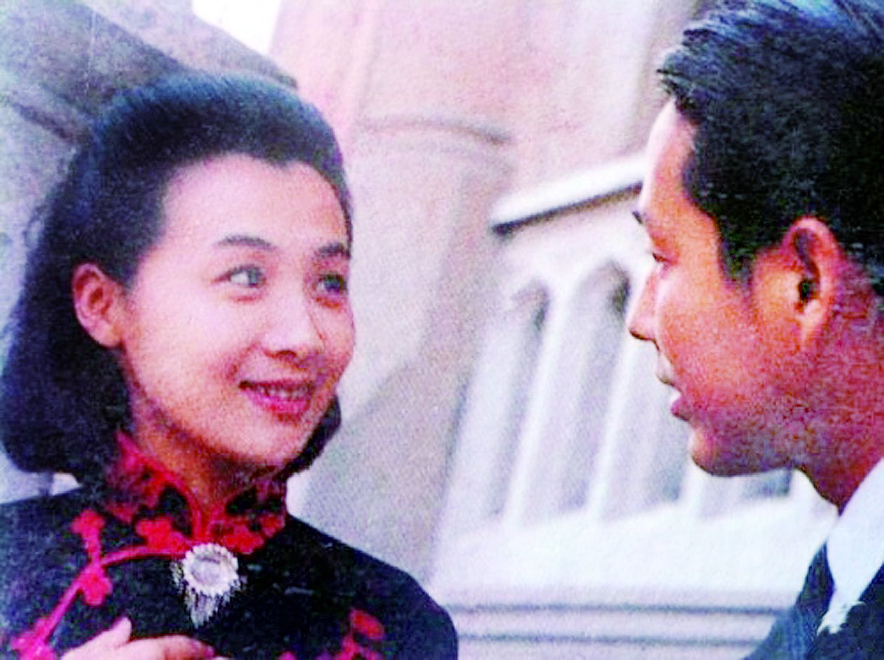 书里的女人都穿些啥|围城_新浪财经_新浪网