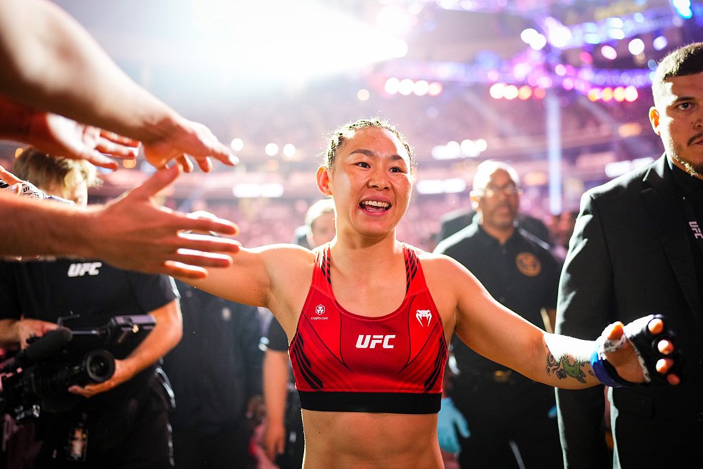 外媒关注ufc首场"中国德比":闫晓楠状态不错,张伟丽更被看好|闫晓楠