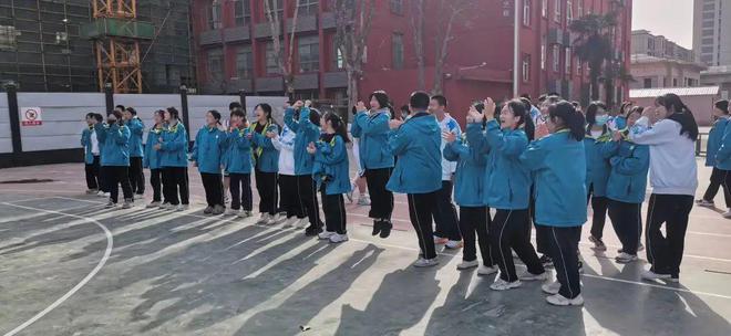 西安市西光中学教育集团2024年高一年级篮球赛总决赛圆满举行_新浪