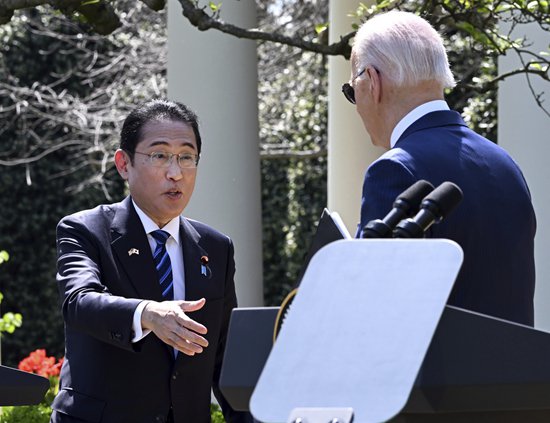 随美遏华 岸田文雄能否为政权"续命"|日本_新浪财经_新浪网