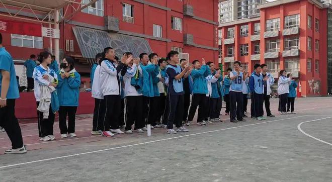 西安市西光中学教育集团2024年高一年级篮球赛总决赛圆满举行_新浪