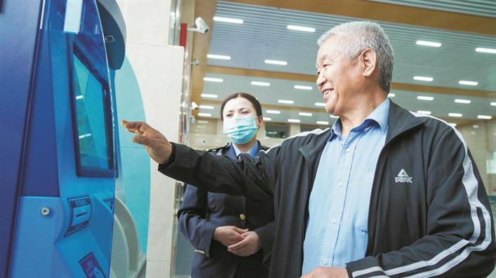 列车开进春天里 满载幸福新期待|铁门关市_新浪财经_新浪网