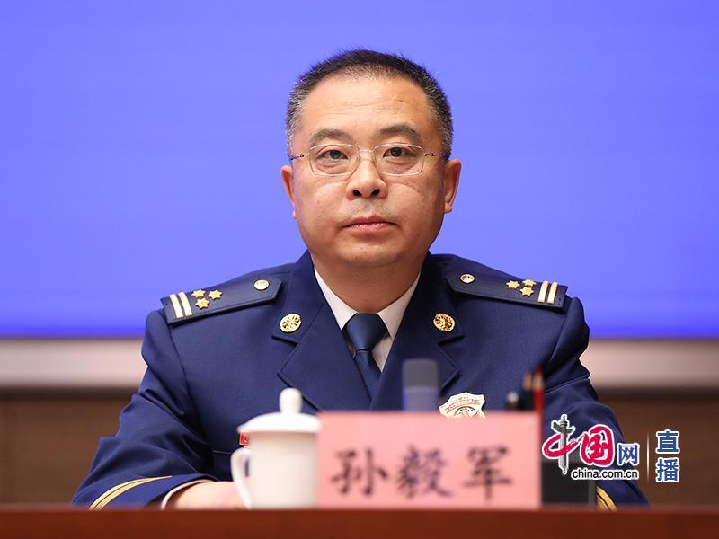 新闻发布会上,国家消防救援局消防监督司一级指挥长孙毅军对此回应称